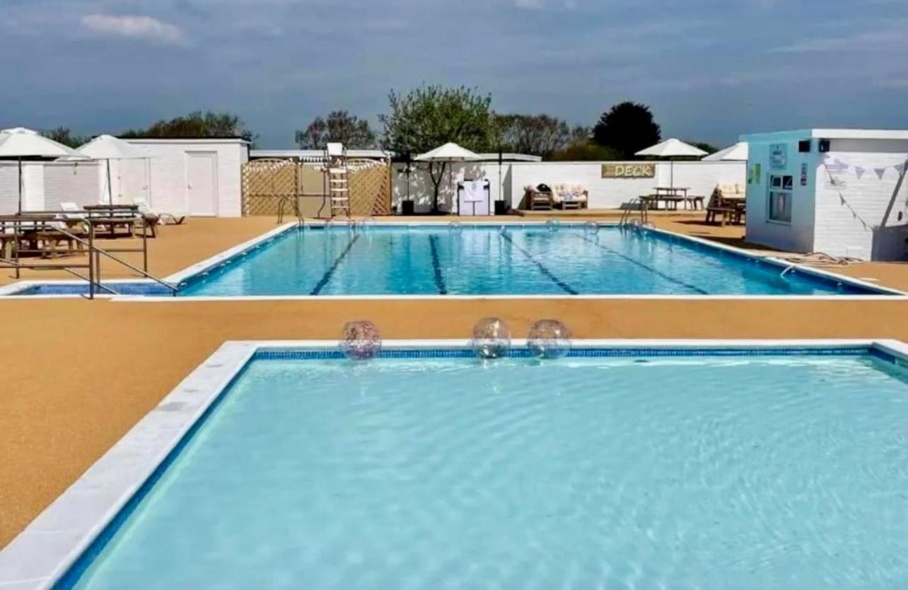 הוילה 50 Toledo, Selsey Country Club מראה חיצוני תמונה